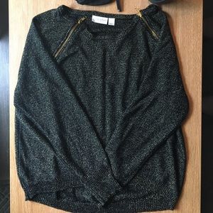 Bisou Bisou Shimmering Long Sleeve Black&Gold Top